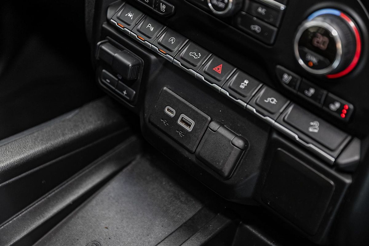 2020 Chevrolet Silverado 1500 LTZ Premium Edition T1 4X4