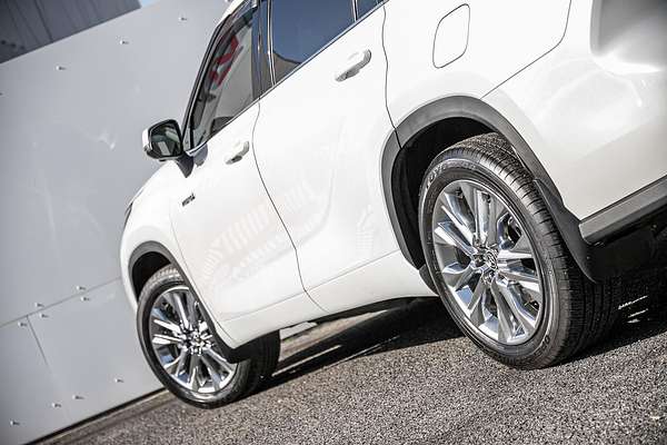 2024 Toyota Kluger Grande AXUH78R