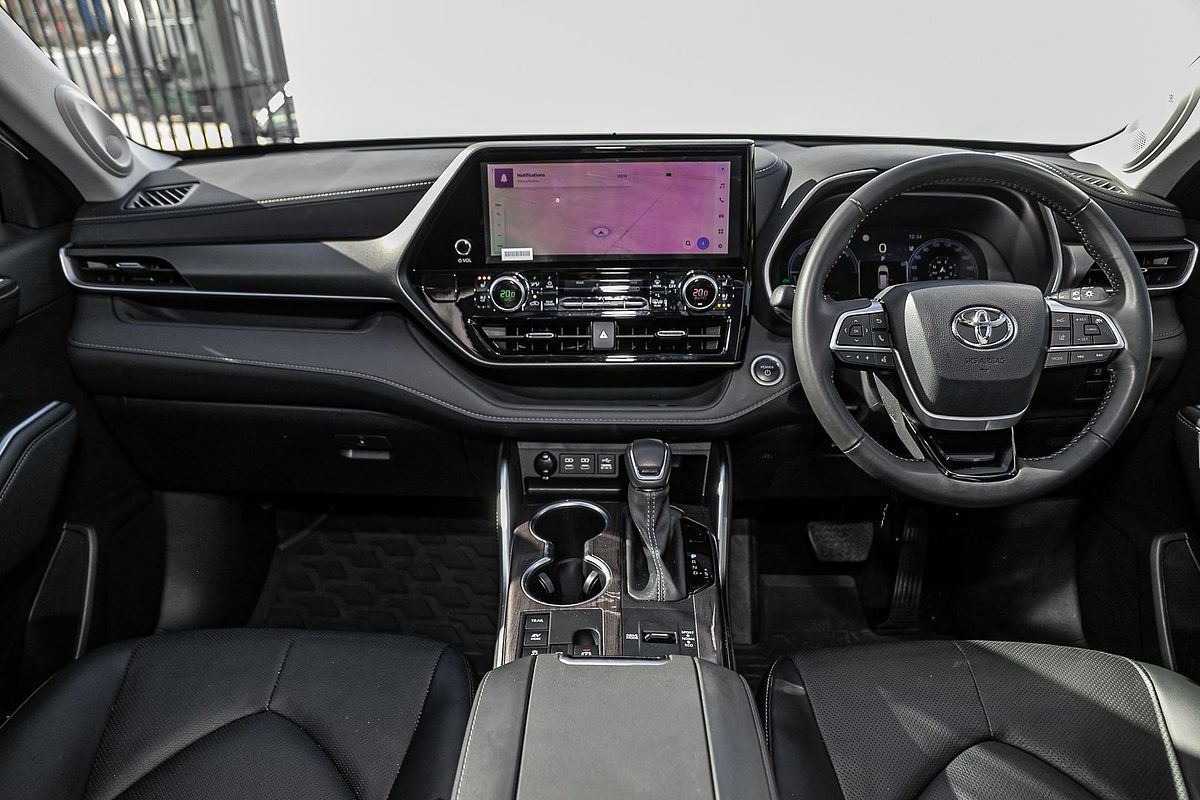 2024 Toyota Kluger Grande AXUH78R