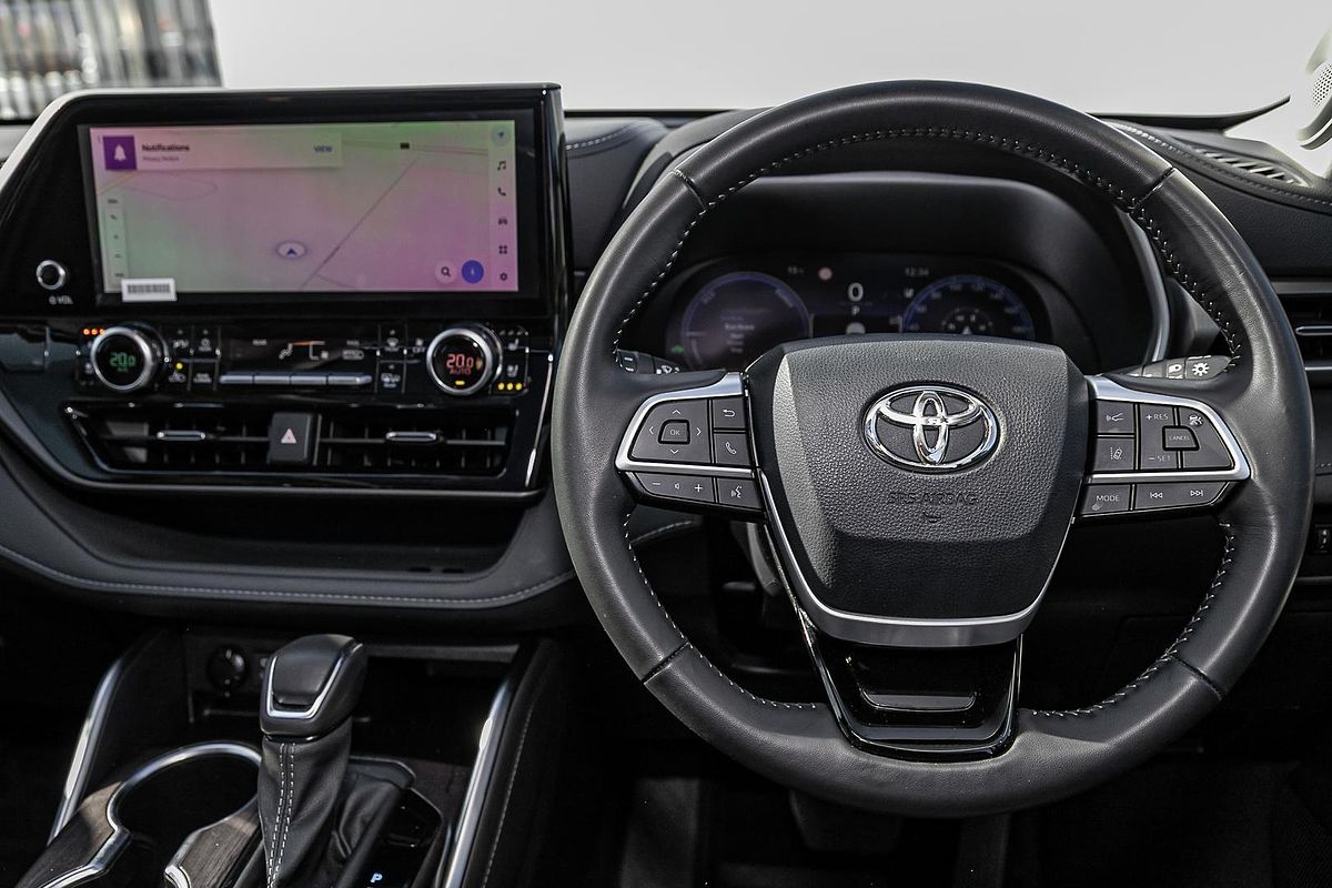 2024 Toyota Kluger Grande AXUH78R