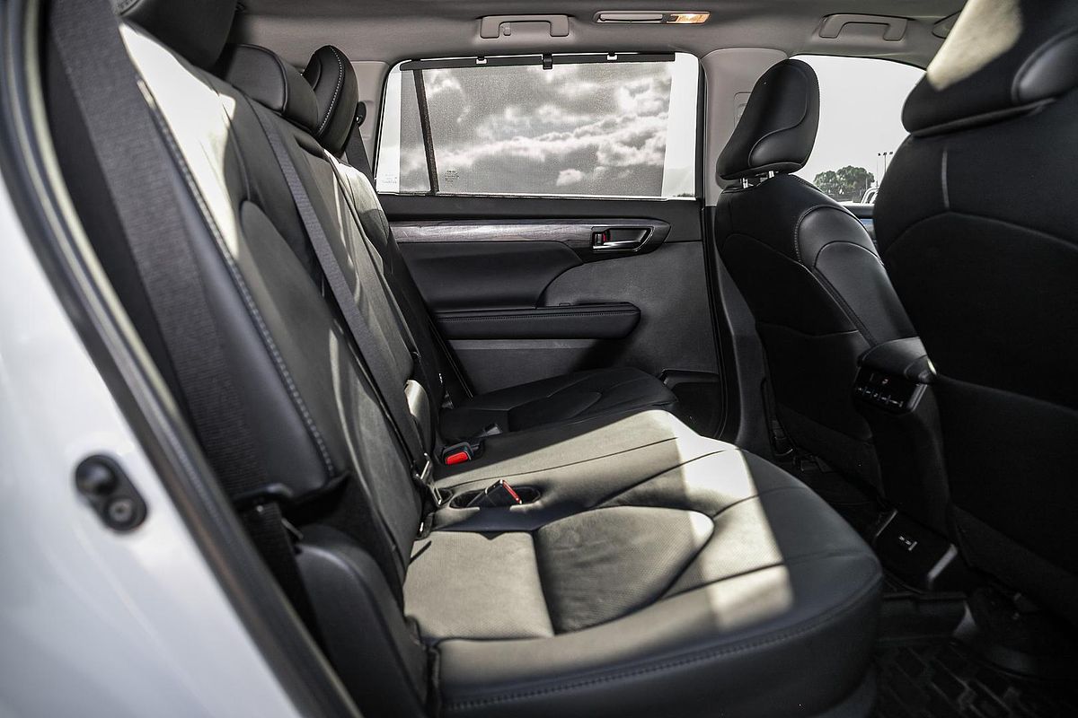 2024 Toyota Kluger Grande AXUH78R