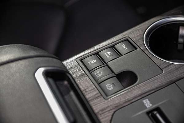 2024 Toyota Kluger Grande AXUH78R
