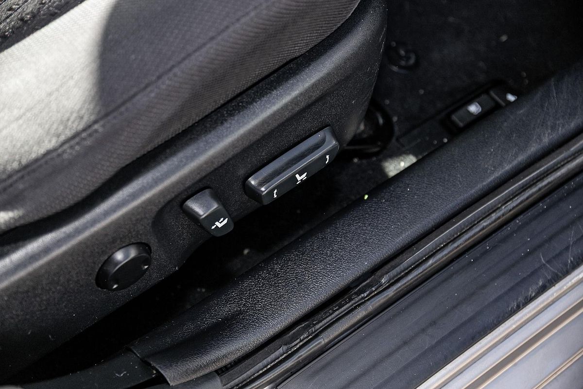 2014 Toyota Camry Hybrid H AVV50R