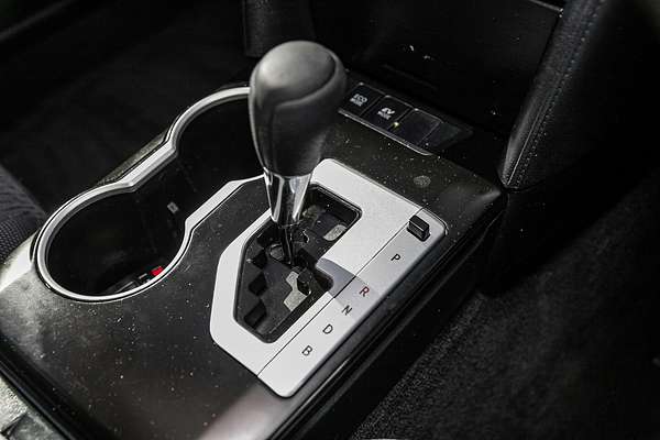 2014 Toyota Camry Hybrid H AVV50R