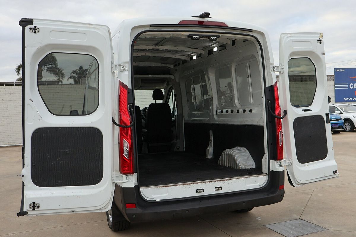 2021 LDV Deliver 9 LWB