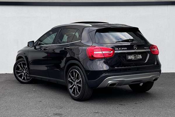 2015 Mercedes-Benz GLA-Class GLA250 X156