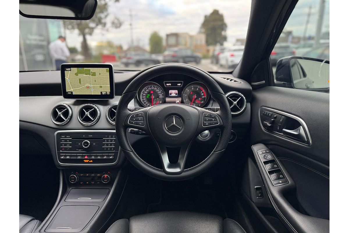 2015 Mercedes-Benz GLA-Class GLA250 X156