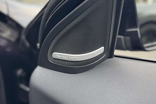 2015 Mercedes-Benz GLA-Class GLA250 X156
