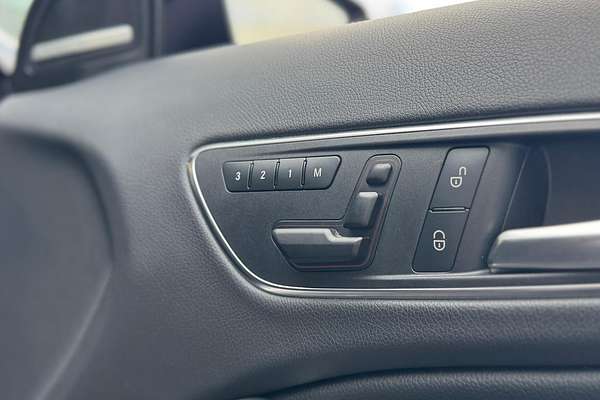 2015 Mercedes-Benz GLA-Class GLA250 X156