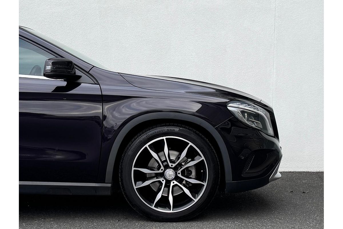 2015 Mercedes-Benz GLA-Class GLA250 X156