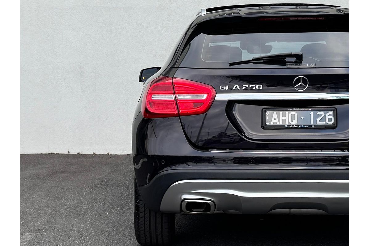 2015 Mercedes-Benz GLA-Class GLA250 X156