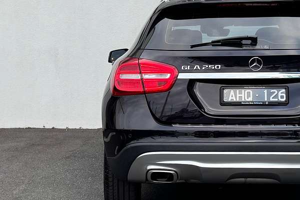 2015 Mercedes-Benz GLA-Class GLA250 X156