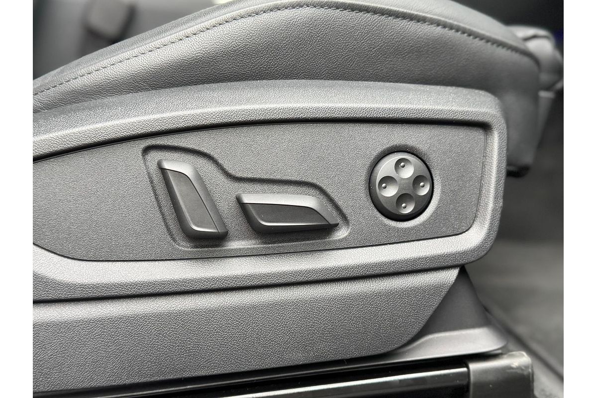2025 Audi Q5 45 TFSI Sport FY