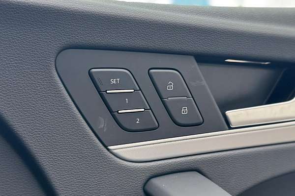 2025 Audi Q5 45 TFSI Sport FY