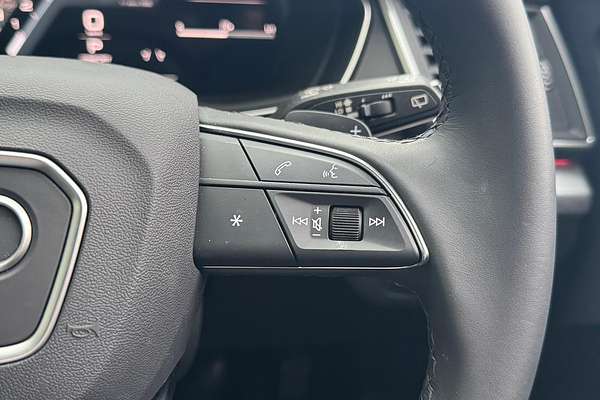 2025 Audi Q5 45 TFSI Sport FY