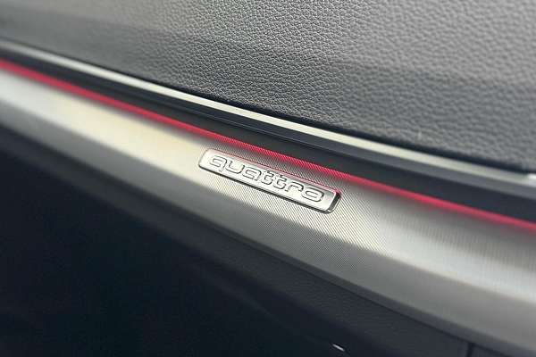 2025 Audi Q5 45 TFSI Sport FY
