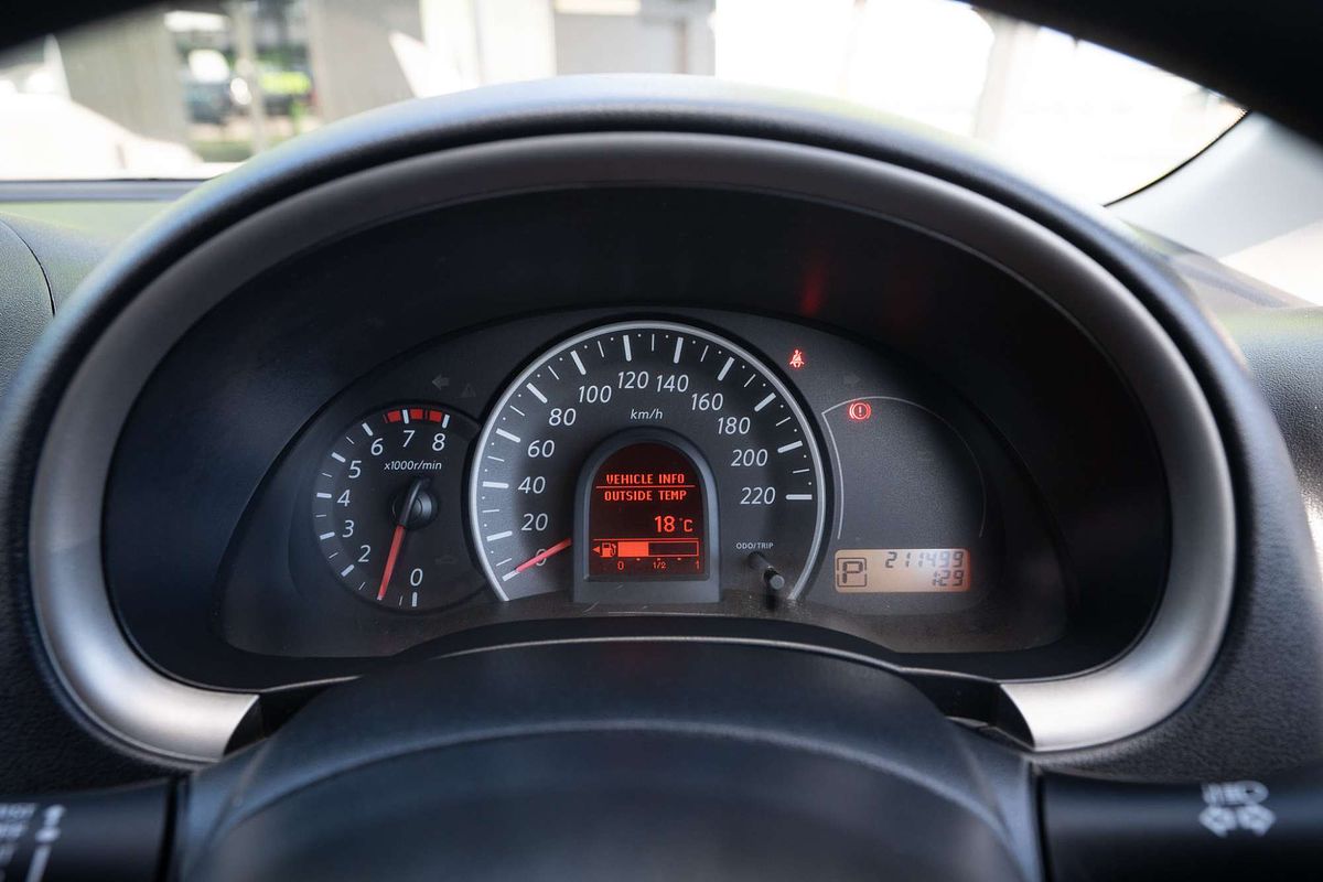 2012 Nissan Micra ST K13