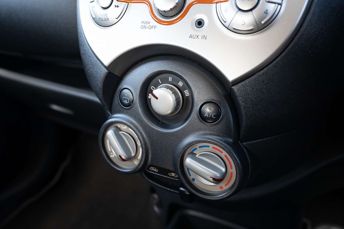 2012 Nissan Micra ST K13
