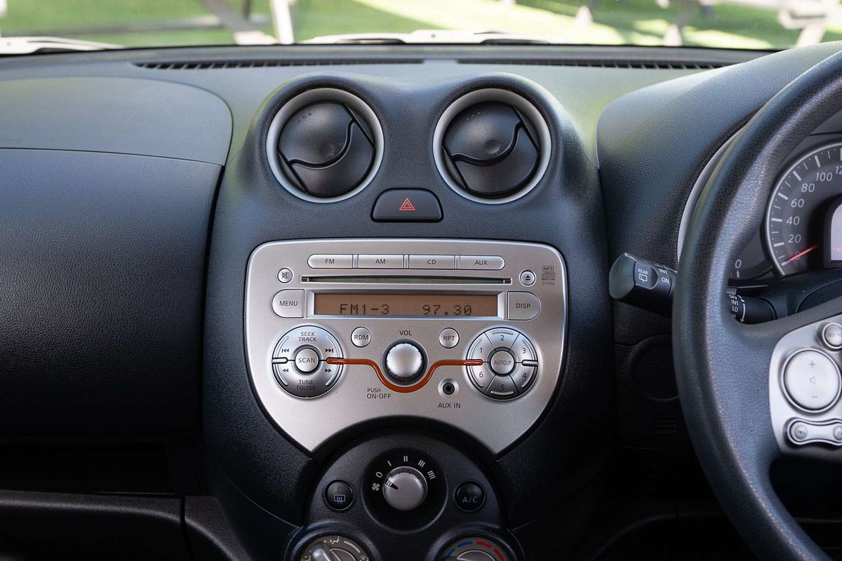 2012 Nissan Micra ST K13