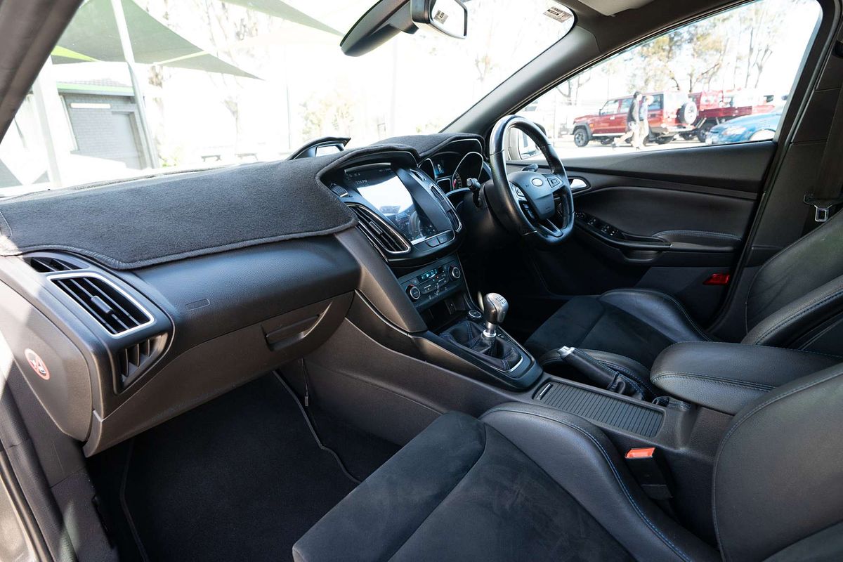 2016 Ford Focus RS LZ