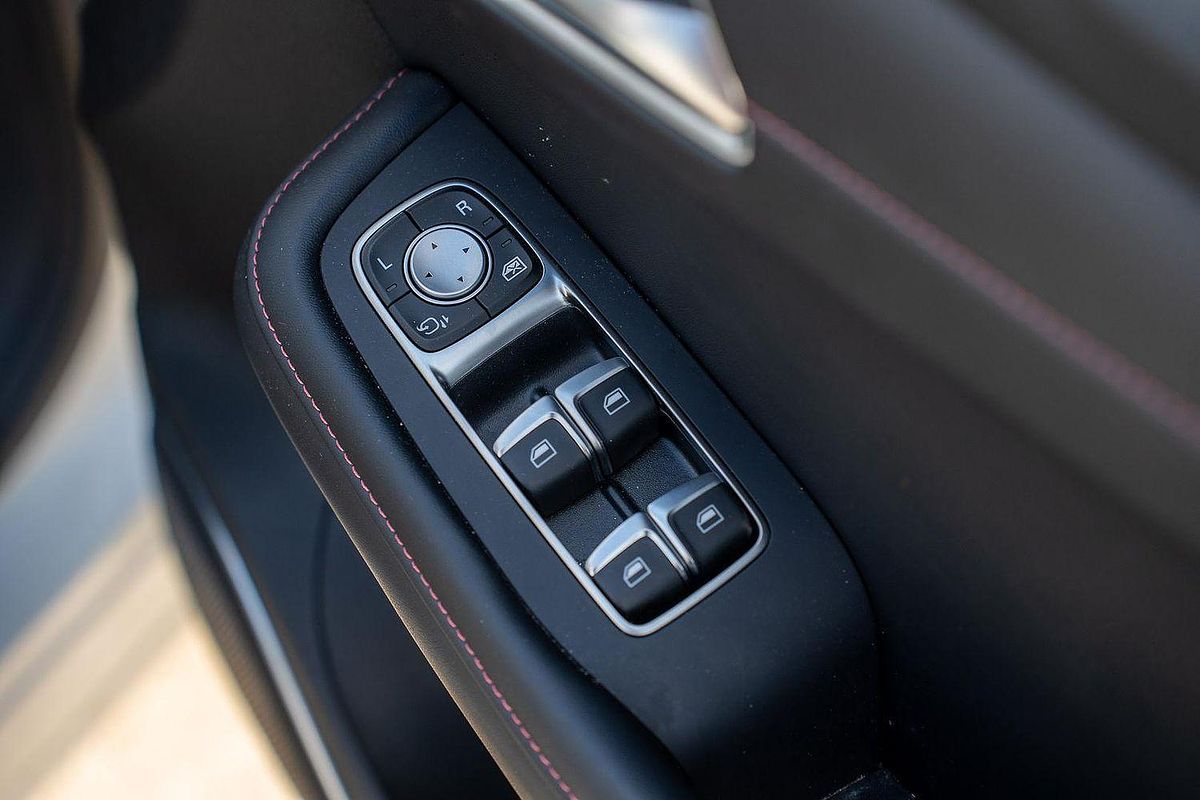 2022 MG HS Plus EV Excite SAS23