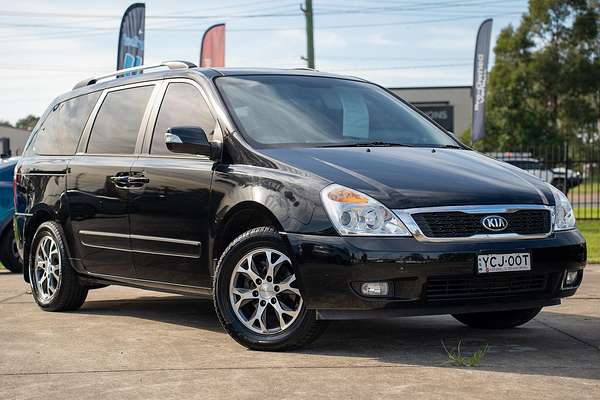 2014 Kia Carnival Platinum YP