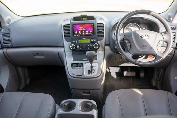 2014 Kia Carnival Platinum YP