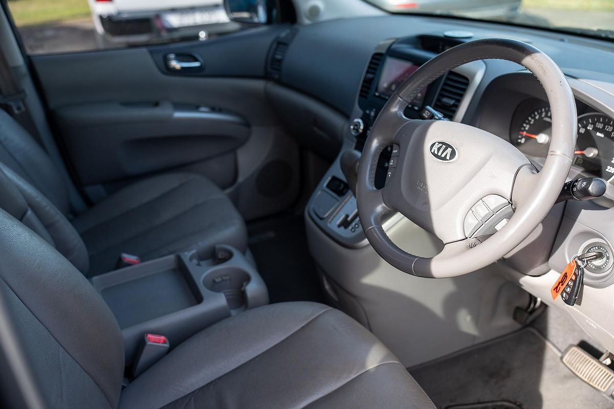 2014 Kia Carnival Platinum YP