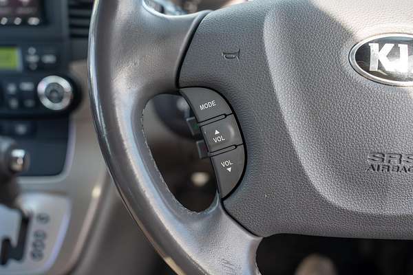 2014 Kia Carnival Platinum YP
