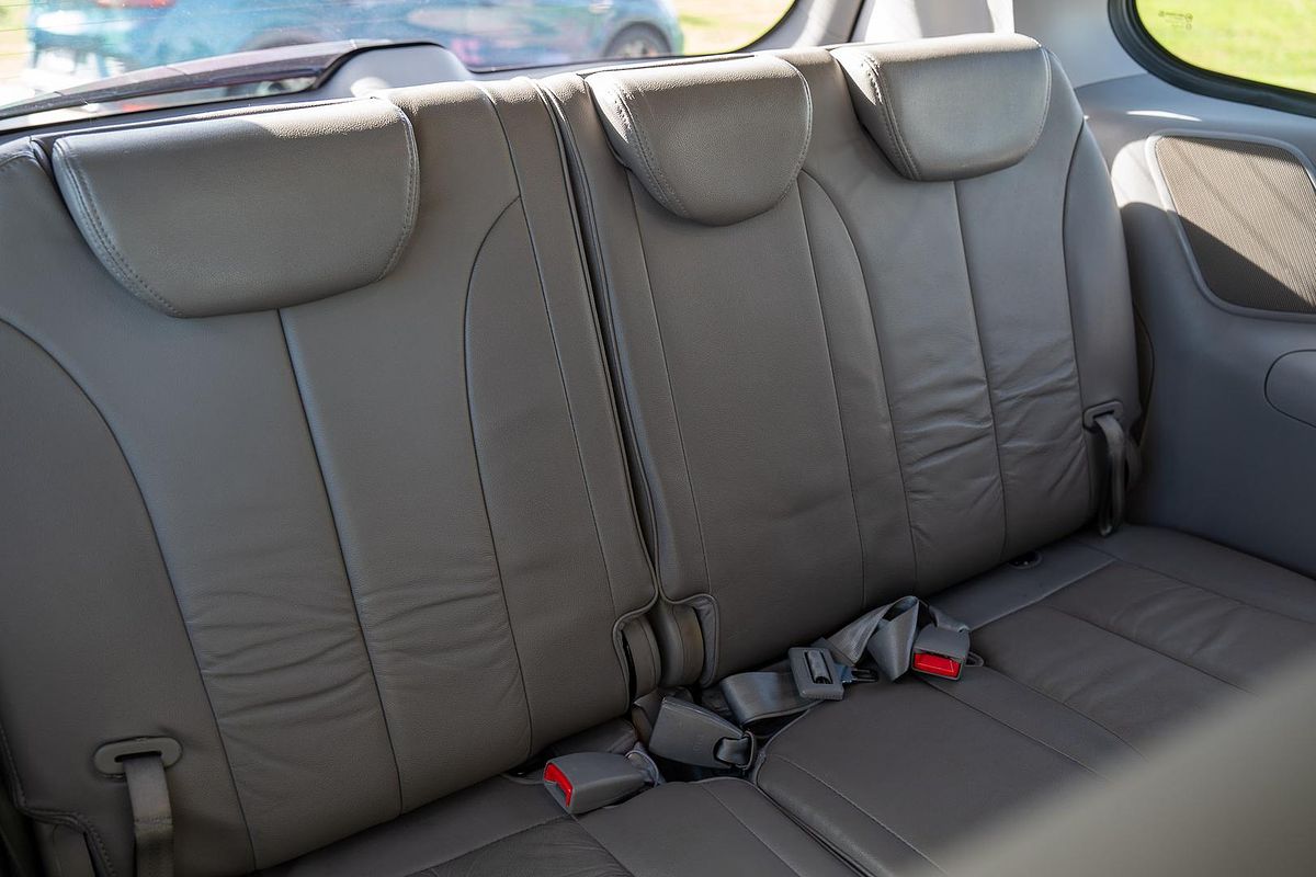 2014 Kia Carnival Platinum YP