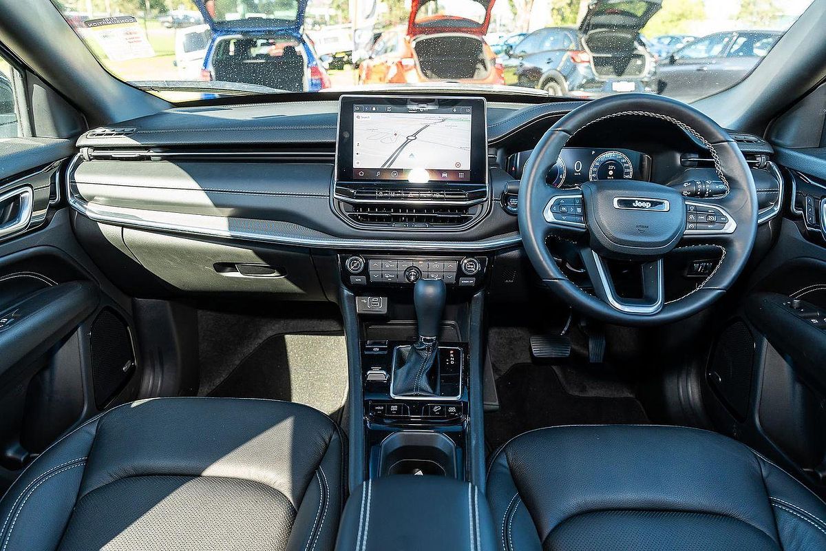 2022 Jeep Compass S-Limited M6