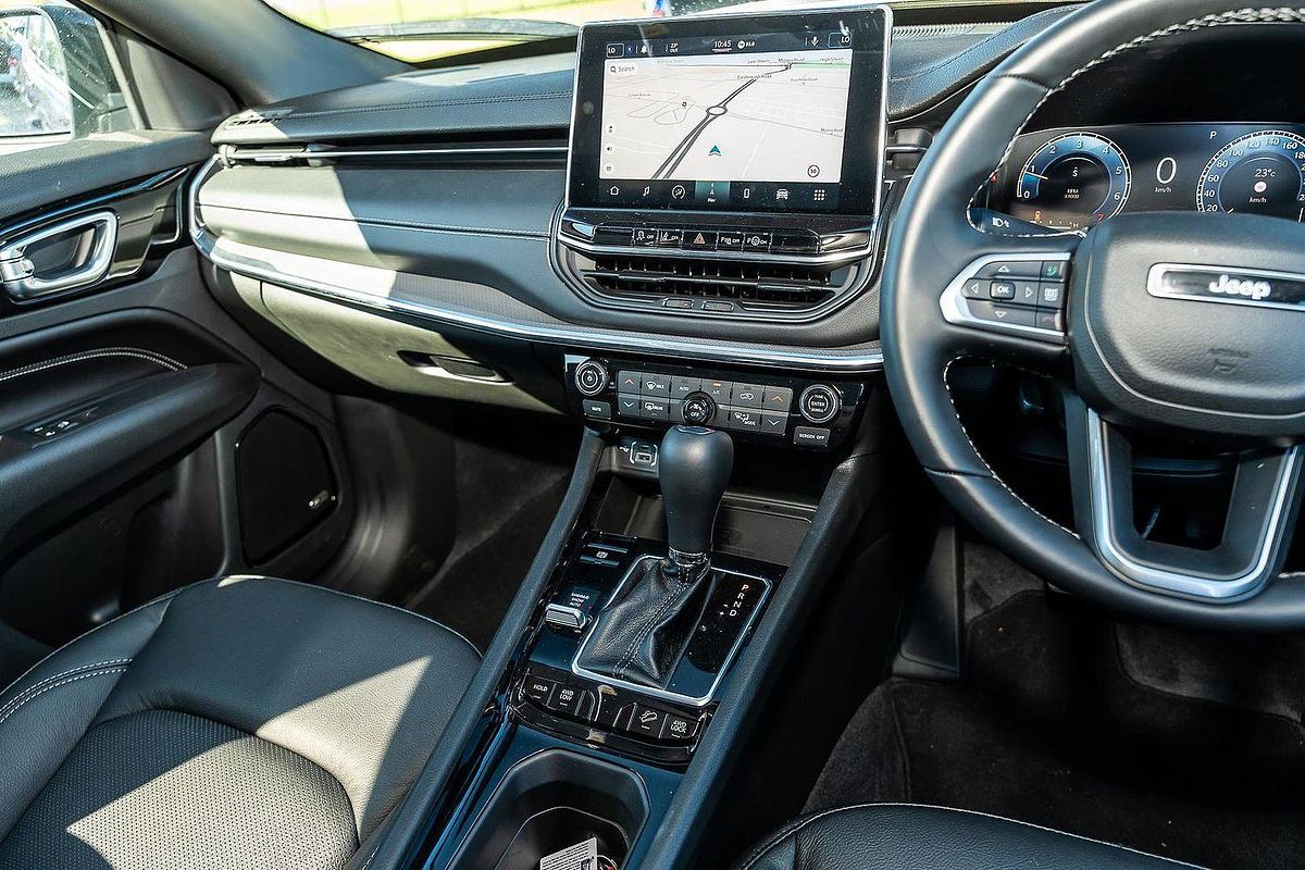 2022 Jeep Compass S-Limited M6