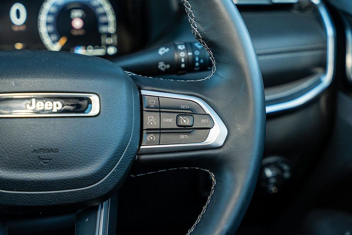 2022 Jeep Compass S-Limited M6