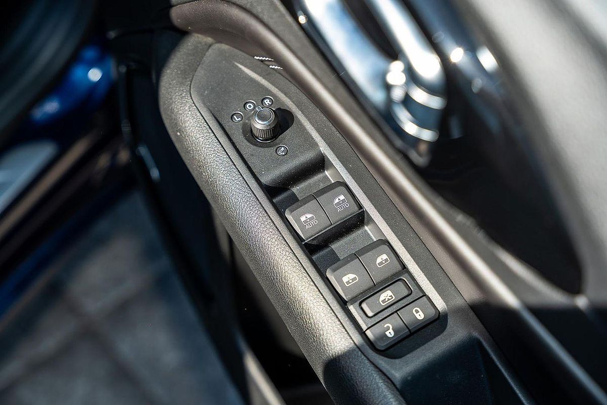 2022 Jeep Compass S-Limited M6
