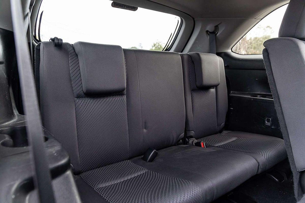 2015 Toyota Kluger GX GSU50R
