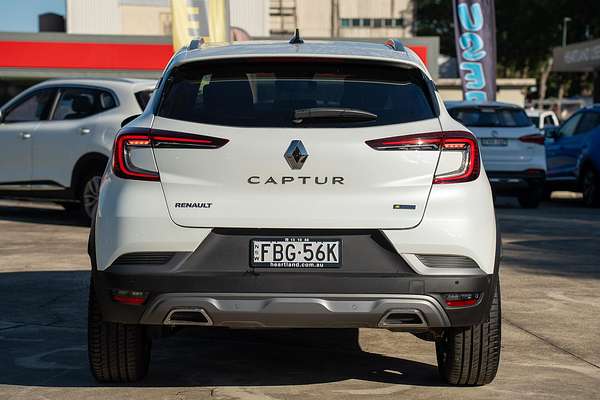 2022 Renault Captur R.S. Line XJB