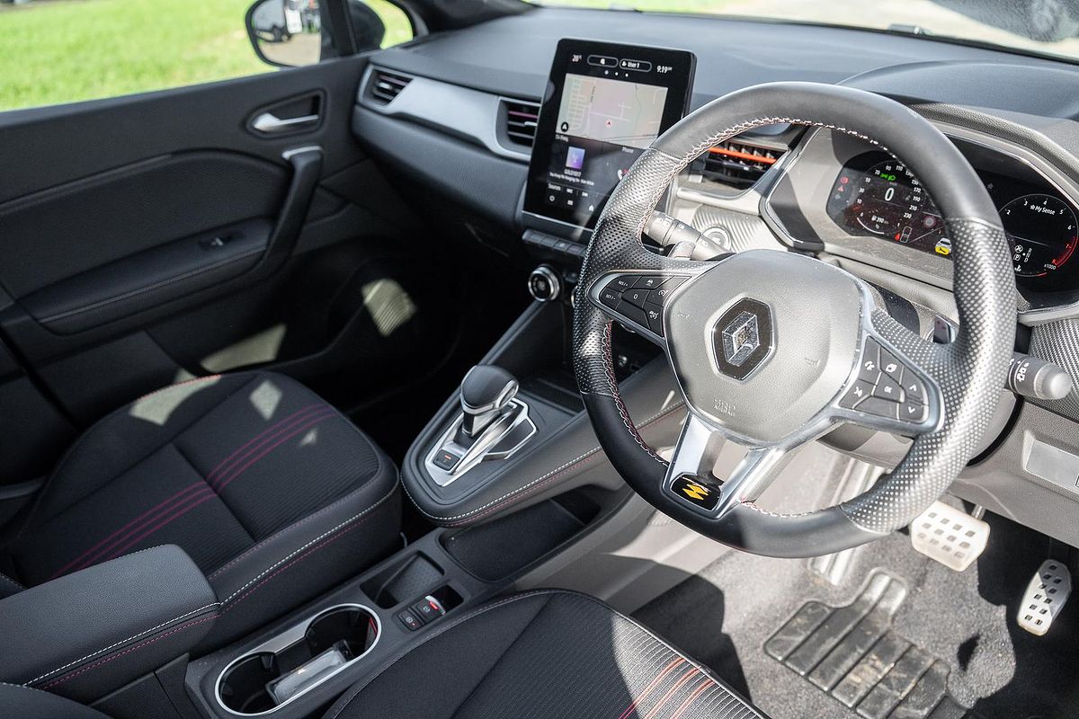 2022 Renault Captur R.S. Line XJB