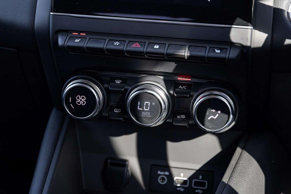 2022 Renault Captur Intens XJB
