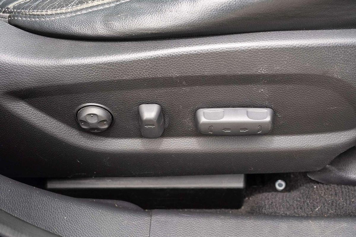 2012 Hyundai Santa Fe Highlander CM