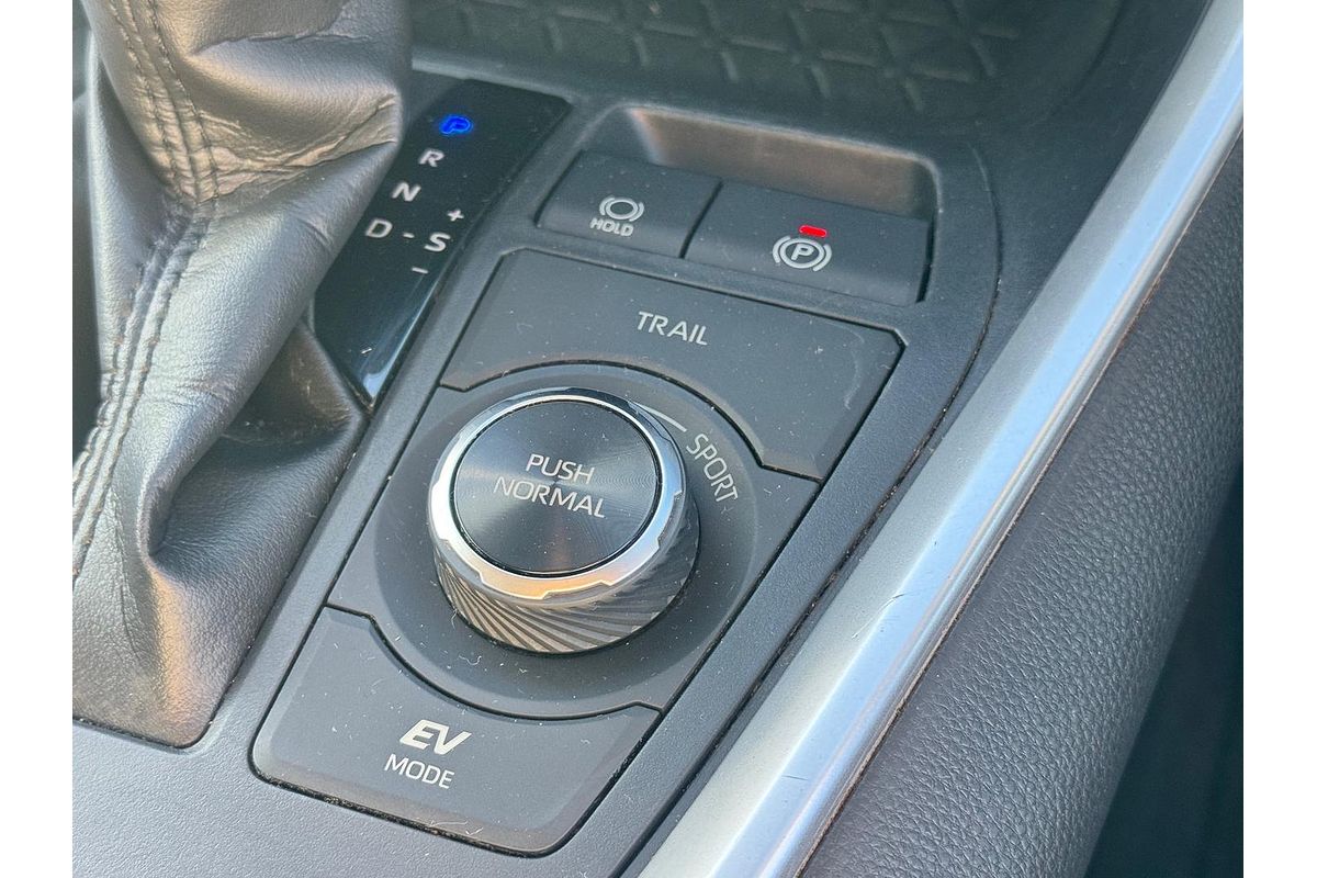 2020 Toyota RAV4 GX AXAH54R