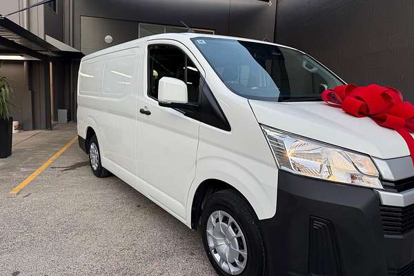 2020 Toyota Hiace GDH300R LWB