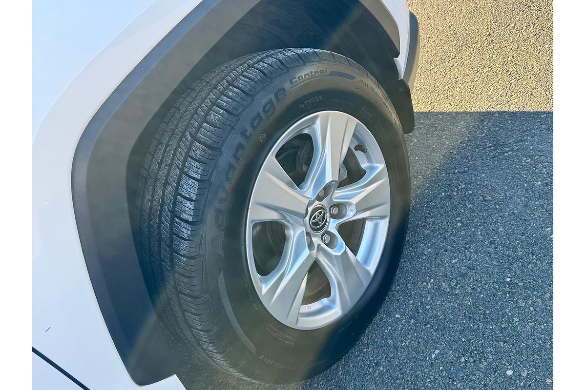 2020 Toyota RAV4 GX AXAH54R