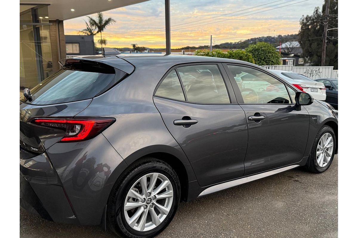 2024 Toyota Corolla Ascent Sport Hybrid ZWE219R