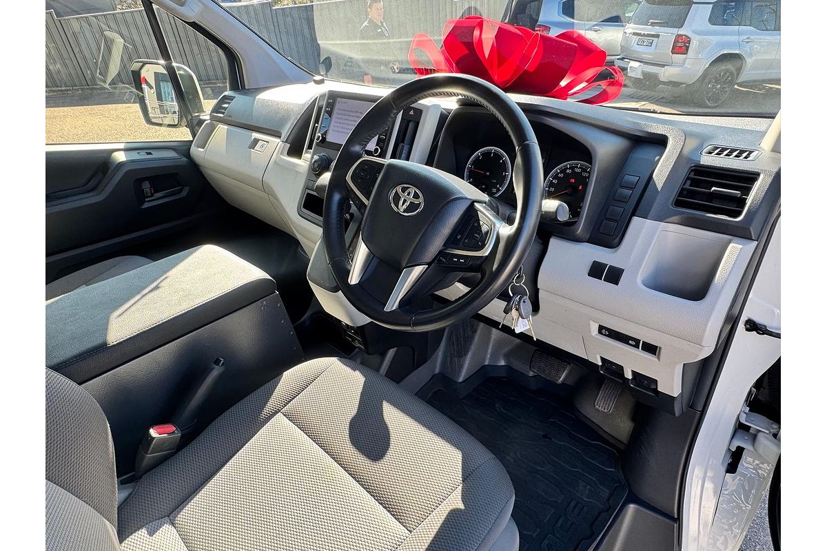 2021 Toyota Hiace GDH300R LWB