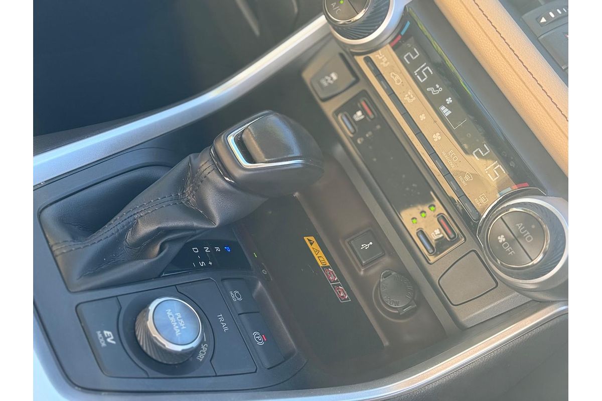 2022 Toyota RAV4 Cruiser AXAH54R