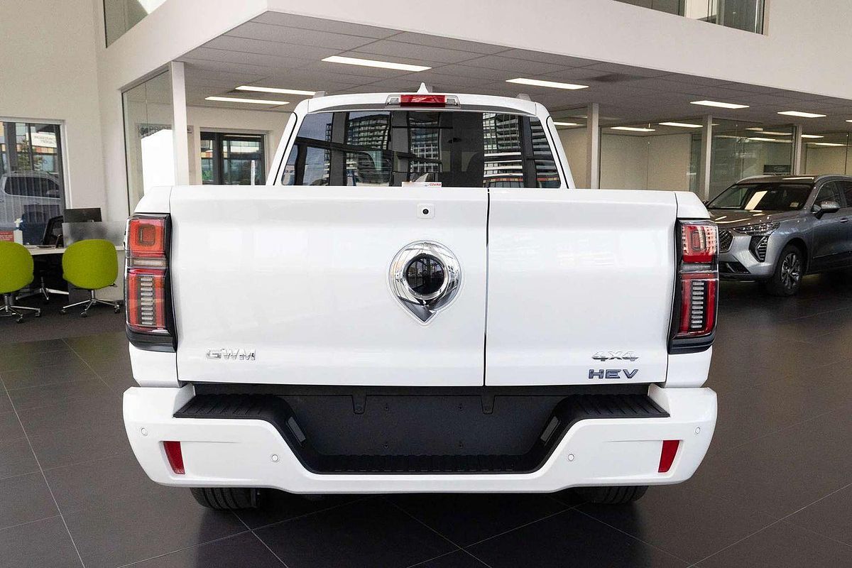 2024 GWM Cannon Alpha Ultra Hybrid P05 4X4