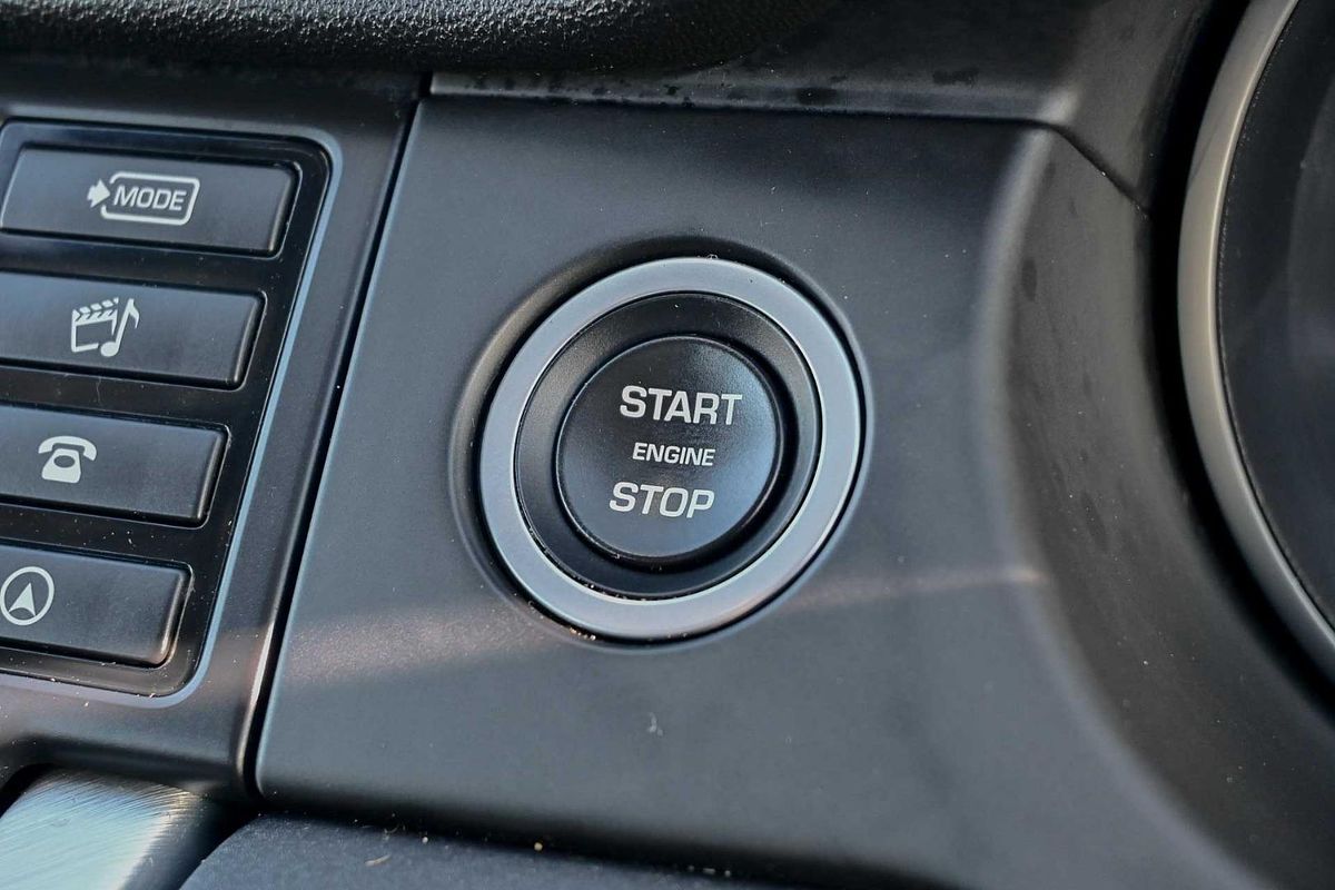 2018 Land Rover Discovery Sport SD4 SE L550