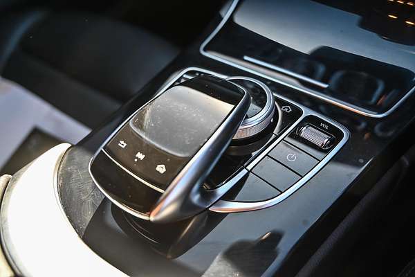 2018 Mercedes-Benz C-Class C300 W205