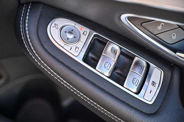 2018 Mercedes-Benz C-Class C300 W205