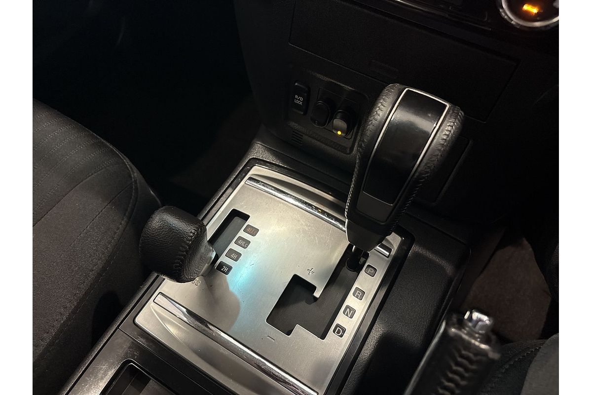 2019 Mitsubishi Pajero GLX NX